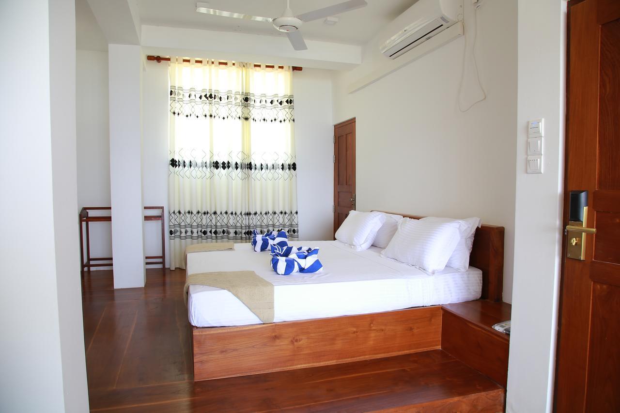 Wave Beach Resort Unawatuna Εξωτερικό φωτογραφία